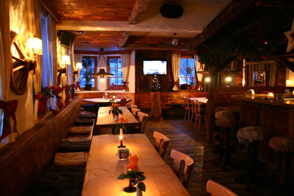 Gasthaus Falbesoner Apartment Gschnitz Exterior foto